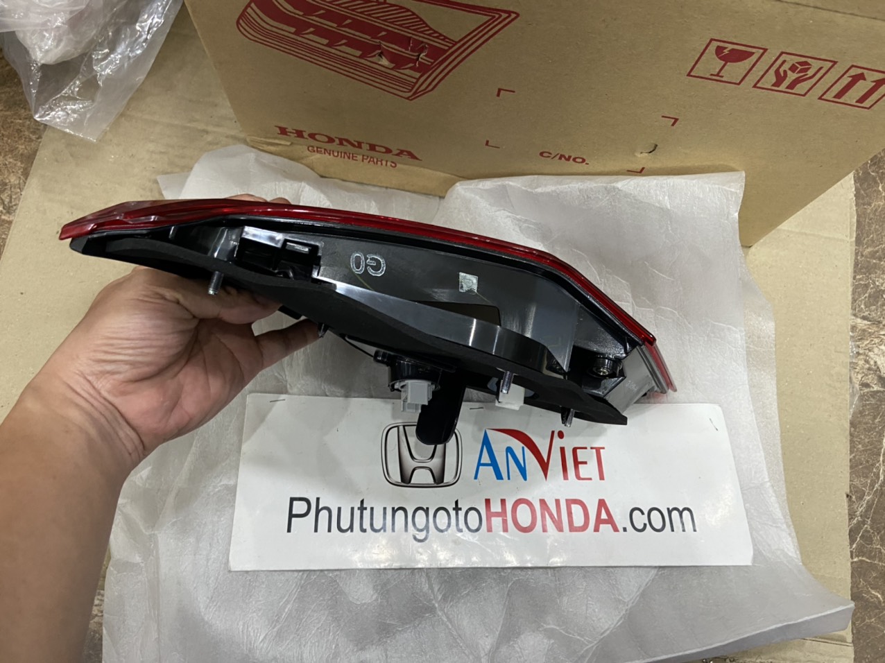 Đèn hậu miếng trong xe Honda ACCORD 2016-2018